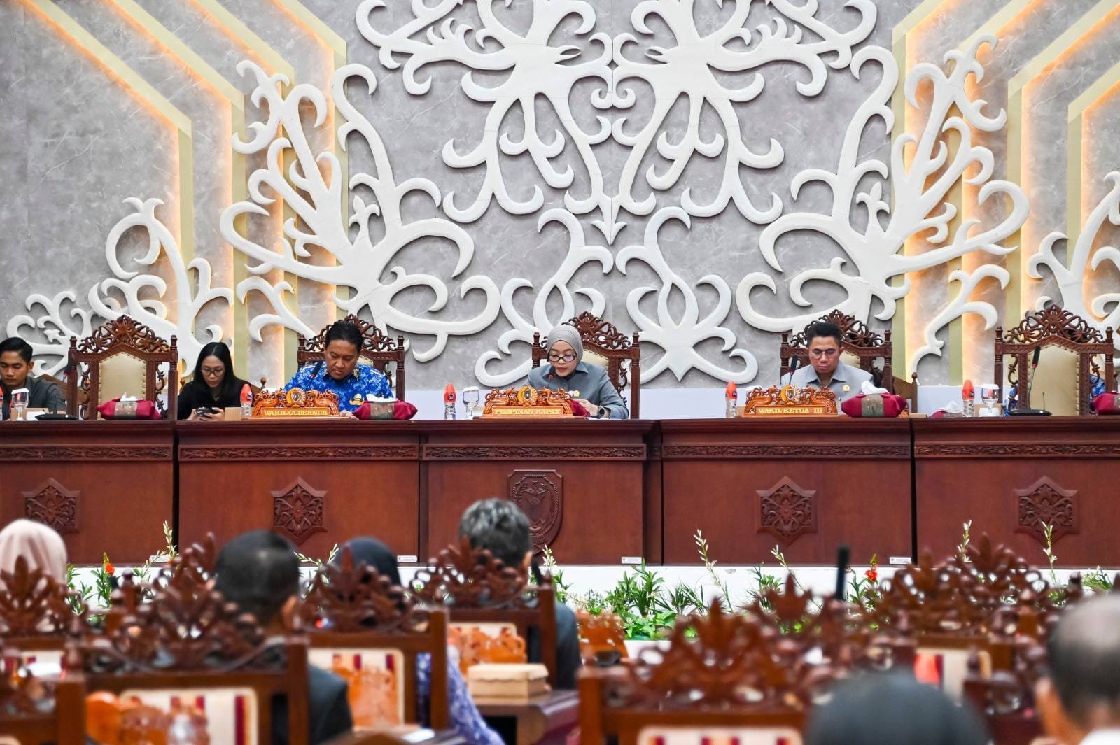 DPRD Kalteng Gelar Rapur Penyampaian Pemandangan Umum Fraksi Terhadap 3 Raperda