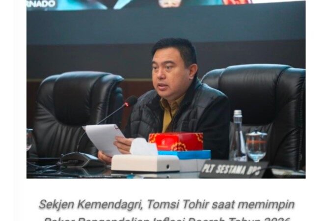 Sekjen Kemendagri Minta Pemda Rajin Mengecek Perkembangan Harga Bahan Pokok