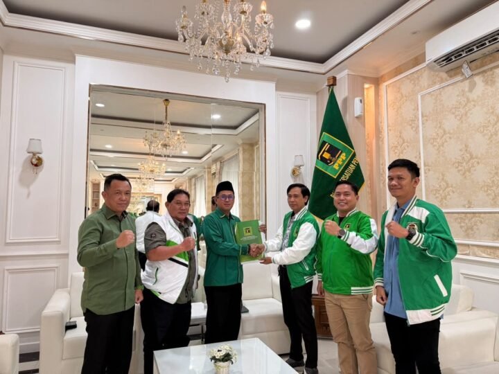 Penyerahan SK DPC PPP se-Kalimantan Tengah Resmi Dilaksanakan di Kantor DPP PPP Jakarta